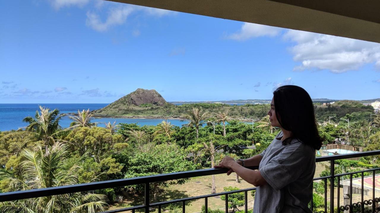 Howard Beach Resort Кэньдин Экстерьер фото View of the Rock of Tinian from the Tinian International Conference Center