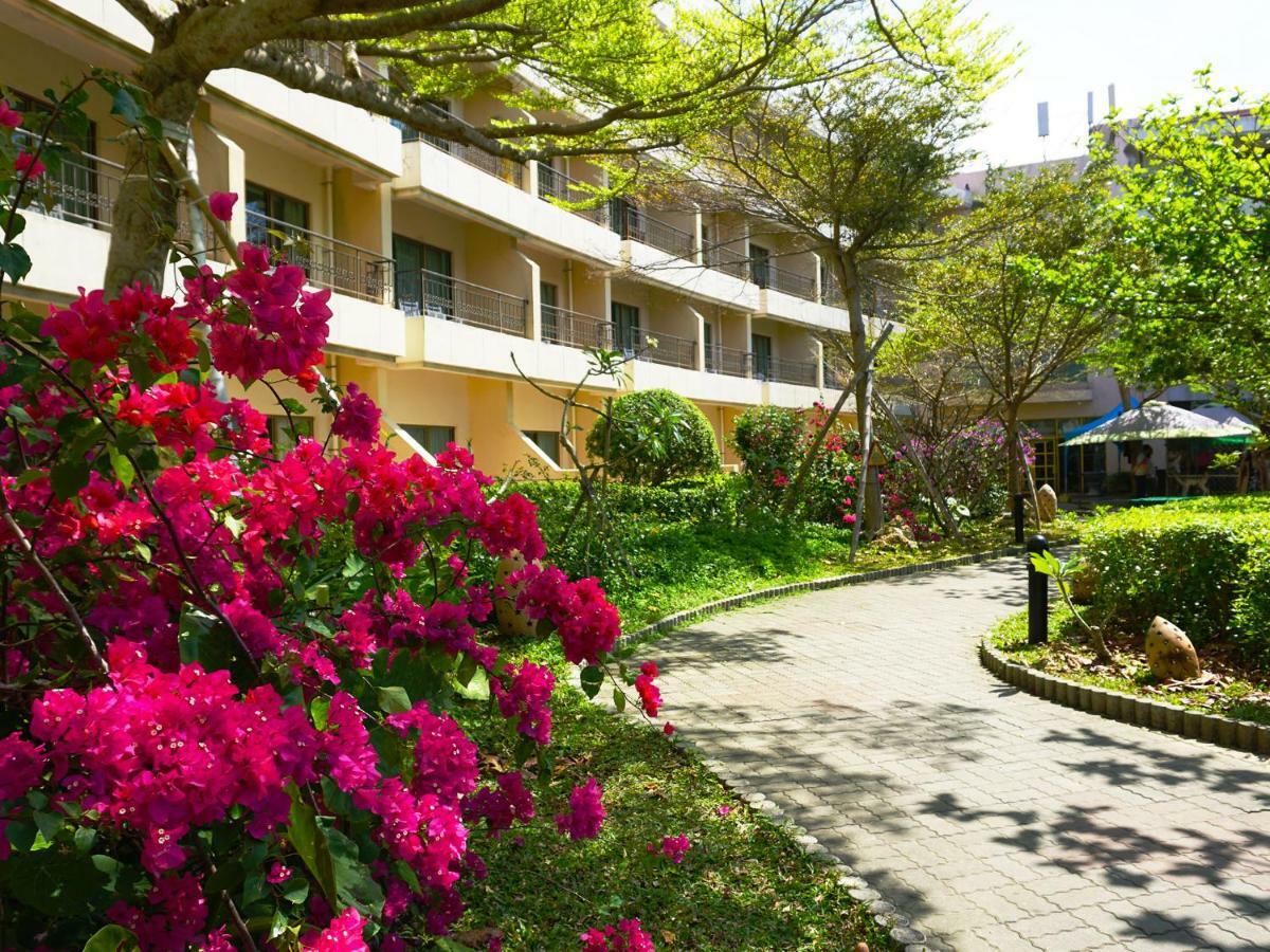 Howard Beach Resort Кэньдин Экстерьер фото The campus of the University of Science and Technology of China